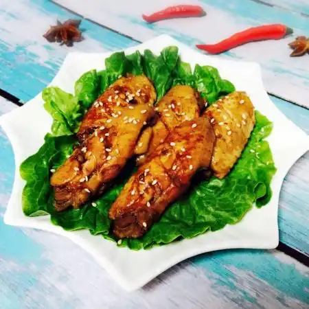 红烧鸡翅,简单易做的红烧鸡翅,人见人爱
