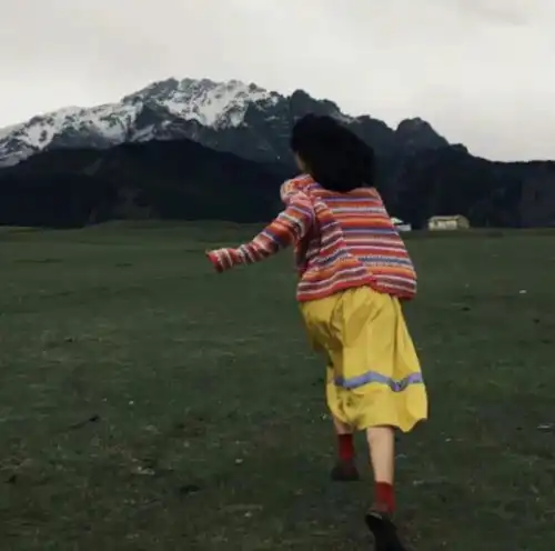  不露脸女生高级感wechat头像