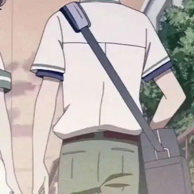  动漫情头一对两张不露头二次元半身部位情头两张分开