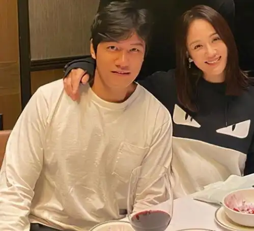 陈乔恩探望好闺蜜安以轩月子期,大赞娃宝比妈妈美,亲妈要吃醋了