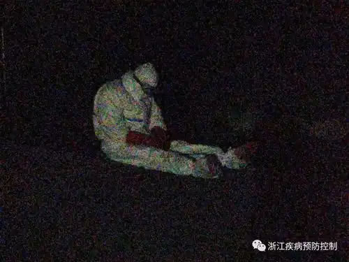  为了大家的健康,他们义不容辞冲在防疫一线......