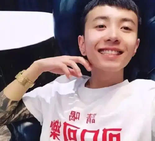  有张一山的痞,乔任梁的微笑,朱亚文的荷尔蒙的网红却只火两个月