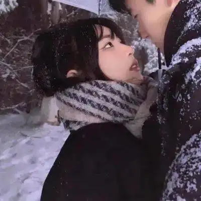  情侣头像恋爱单排玩家