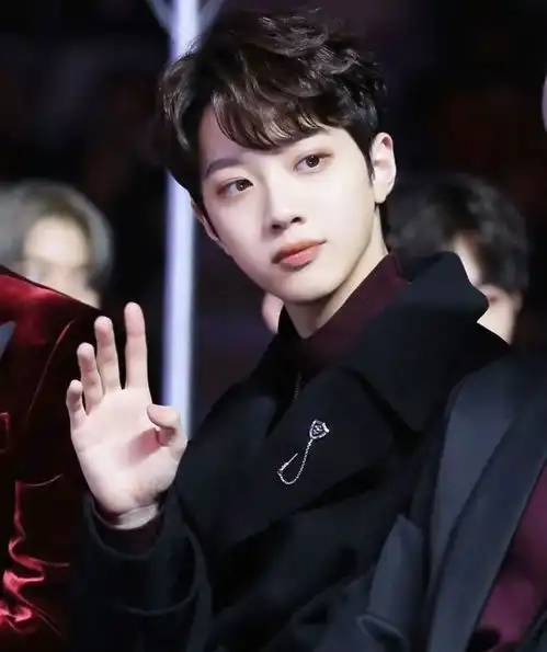  baby人设偏离,上节目拒谈黄晓明,他们的变故已成常态