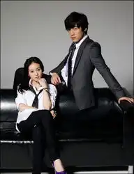  杨幂冯绍峰贾乃亮李小璐看默契甜蜜荧幕情侣