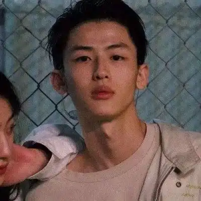  比较独特的情侣头像,2020最潮流情头这才是你需要的