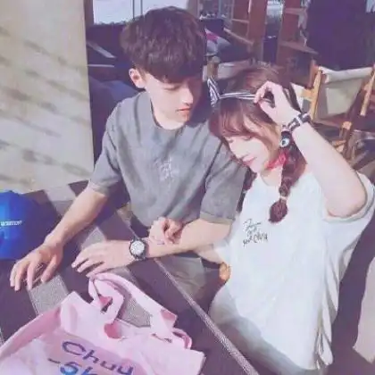  唯美情侣头像,2020最热超甜的两个人一张一对的