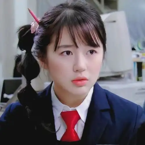  尹恩惠与女经纪人同居7年秘密情侣契约同居