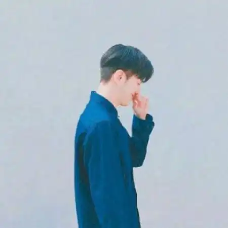  真人情侣头像两张背影,你不在身边后最难熬的时光