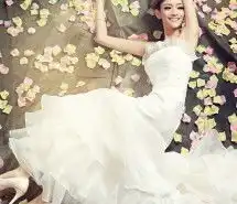  红色新郎新娘qq情侣头像动漫一左一右