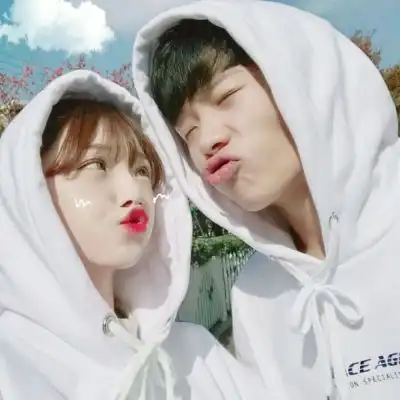  说一万遍我爱你,还不如好好在一起