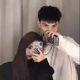  情侣头像世上五味俱全,有你就很甜,土味套路情话