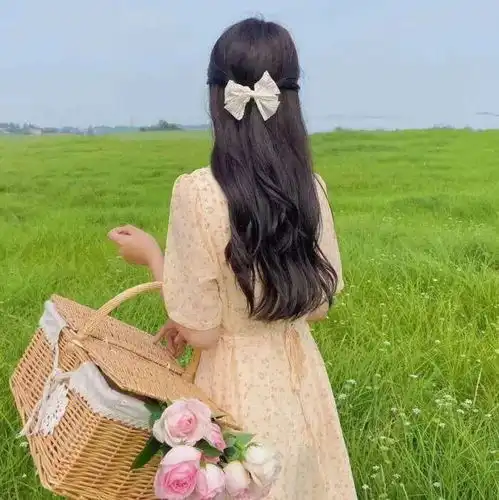  2023高清甜美小清新背影女生头像