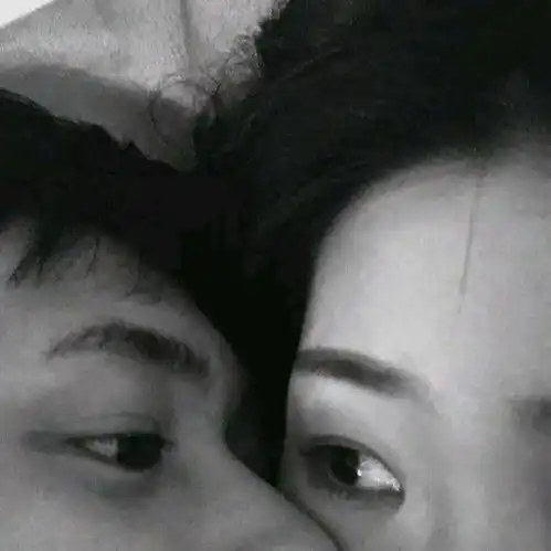  原宿风复古情侣头像