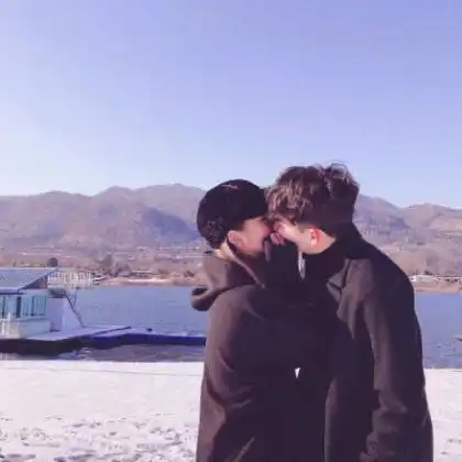  情头一男一女小清新唯美你是我生活看不能少的