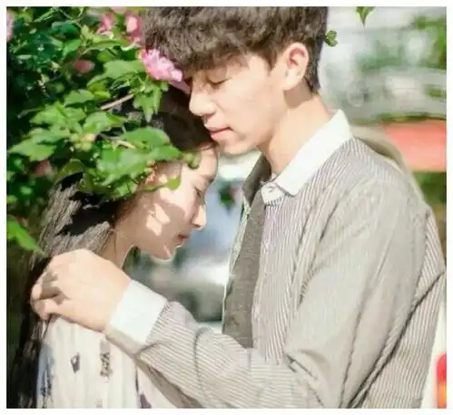  夫妻之间的最佳年龄差既不是5岁,也不是3岁,而是这个数