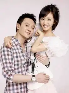  冯绍峰要当爸与赵丽颖恋情再添锤变身男版杨幂成女神收割机