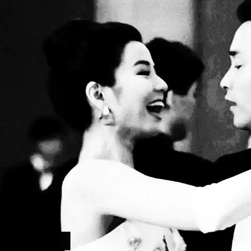  情侣头像超级好看