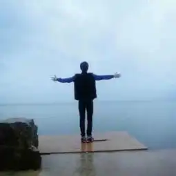  跪求另一半头像