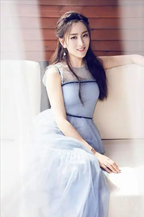 黄毅清再爆马苏艳照背后金主流出,坐实圈内女海王身份