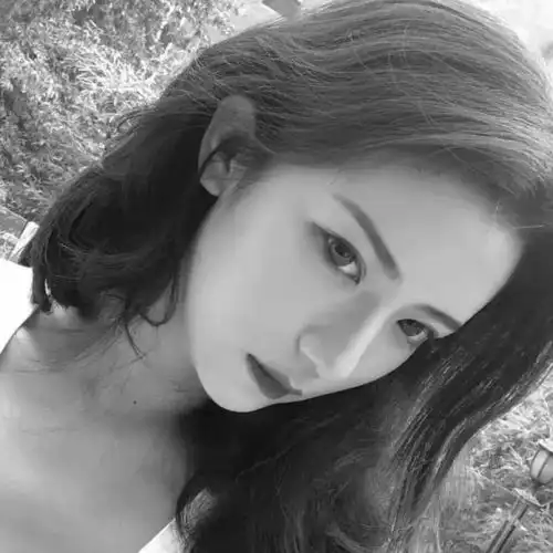  微信最近很火的拽句子,不是每个人,都可以在我心里兴风作浪