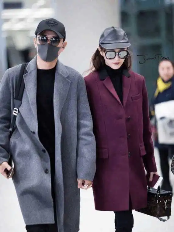  唐嫣罗晋走到哪都情侣款,刘诗诗的小动作宠溺满满