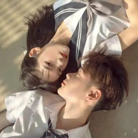  一对两张真人情侣头像,无法掩饰爱你的心