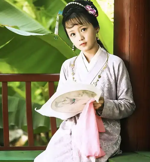  小戏骨播出4年,8位戏骨现状不一,有人美出天际,有人糊了史湘云小戏骨李纨林黛玉薛宝钗手机网易网