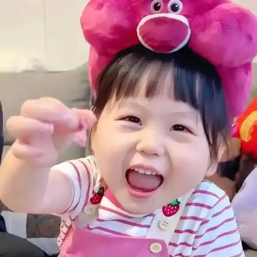  两千万网红瑶一瑶4岁了,至今还没有上幼儿园,从一岁就开始赚钱