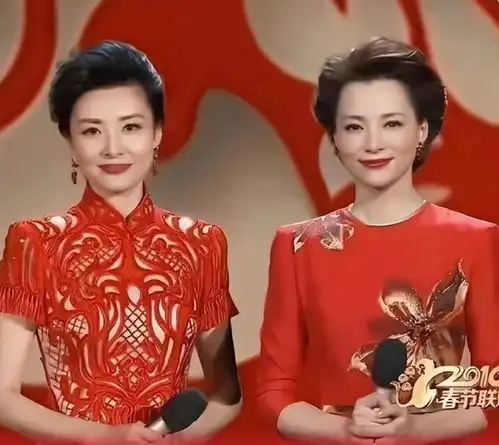 周涛破不和传闻,时隔8年和接班人董卿私底下小聚宛如闺蜜