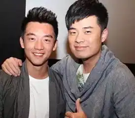  跑男团关系分裂,鹿晗邓超陈赫微博用了同一头像,郑凯尴尬了