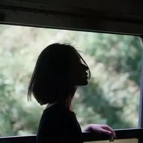  复古原宿风女生头像