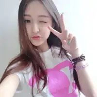  香奈儿也盖不住你的骚