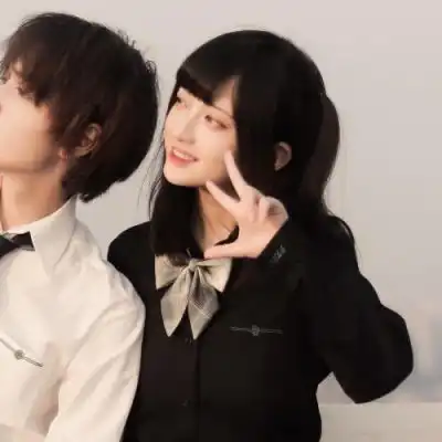  2023温柔相伴情侣头像