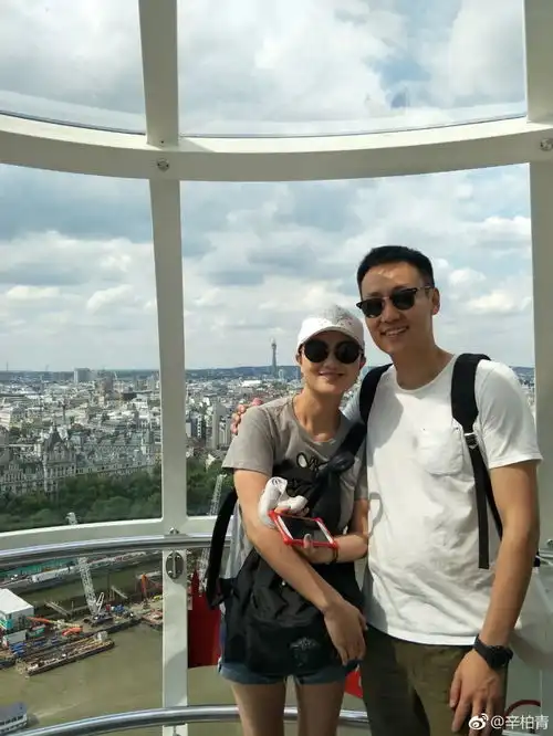  朱媛媛癌症去世,新剧刚杀青,众星发文悼念丈夫辛柏青头像变蜡烛