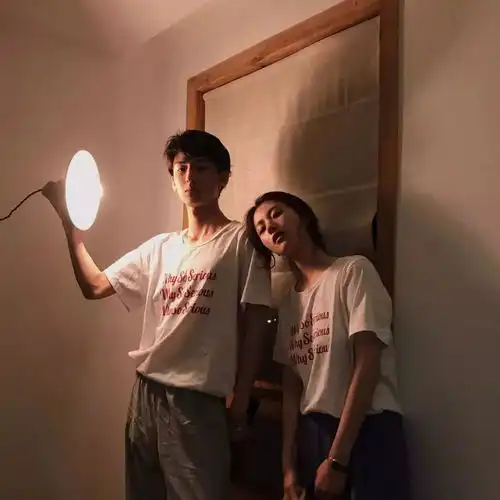  情侣头像我想你,连萤火虫都知道