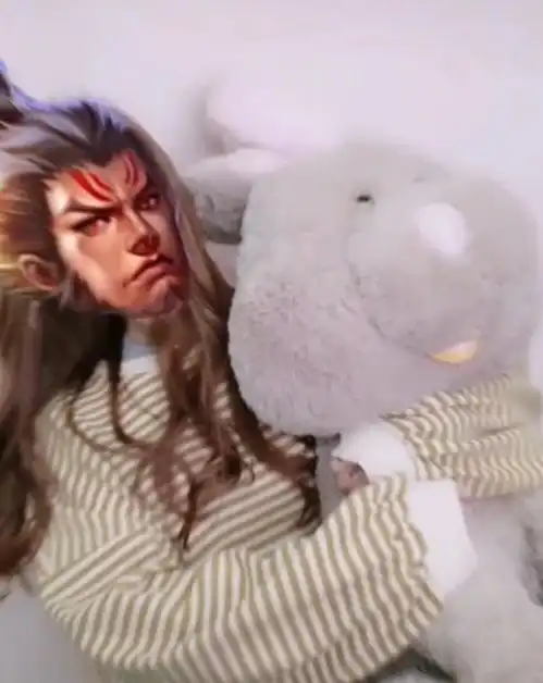  王者荣耀接头头像曜和西施上演甜蜜情侣,看到张飞鲁班,网友不淡定了