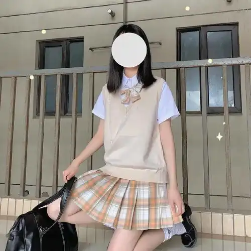 穿jk制服的女生,都很sao