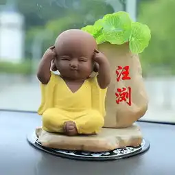  朋友们喜欢的微信姓氏头像已做好,足足36张,快来领取你的