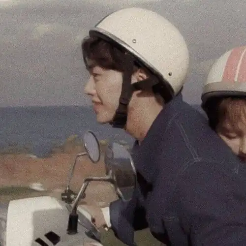  唯美意境情侣头像真人我一直想从你的窗子里看月亮