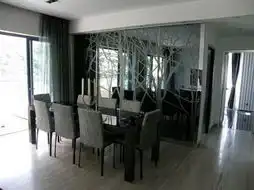  单身男人新装修的骑士之家