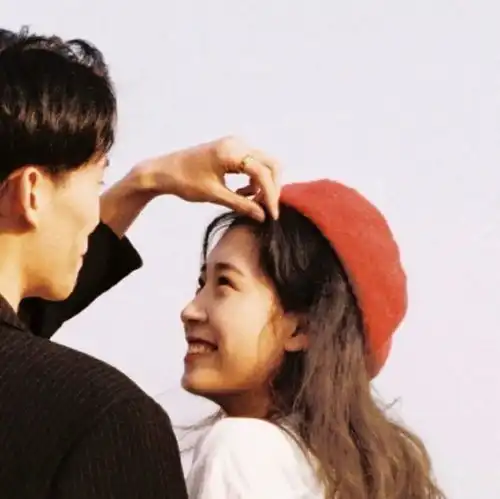  有高级感的干净文案以及头像