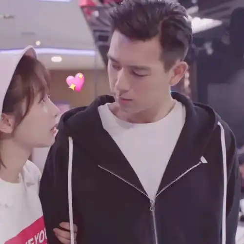  情侣头像我成长了,变成了懂爱情的样子,可是我找不到爱情了