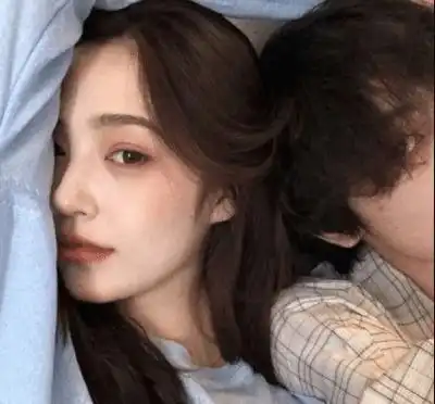  冷战期,男票对你有3个骚操作,丫头主动示好吧,别错过真爱女生