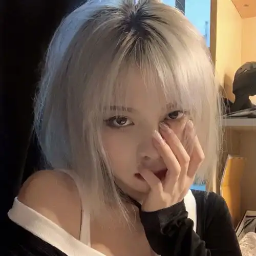  适合睡前自我治愈的朋友圈文案,说在心坎上,句句精辟