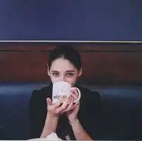  欧美个性风qq头像我又何尝没有想过我的未来有你在