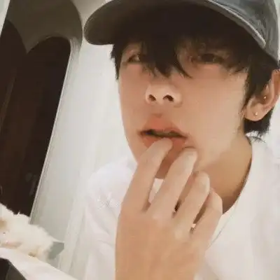  2023最新高清帅气真人男生头像