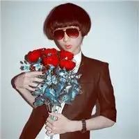  玫瑰背景闺蜜文微信头像微信头像图片大全