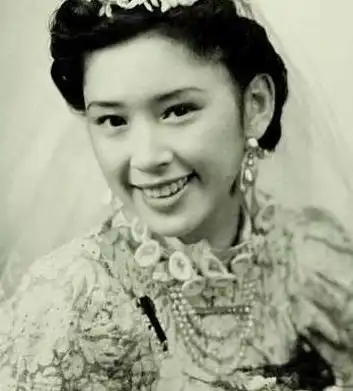  27岁为生计嫁给75岁将军,婚后三年她就出家当尼姑,晚年凄凉