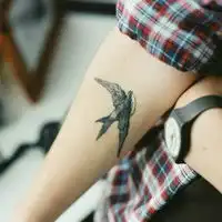  纹身头像带纹身的女生头像,欧美纹身头像